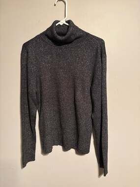 Lauren Ralph Lauren Women’s Metallic Ribbed Turtleneck Sweater Gray Silver Spark